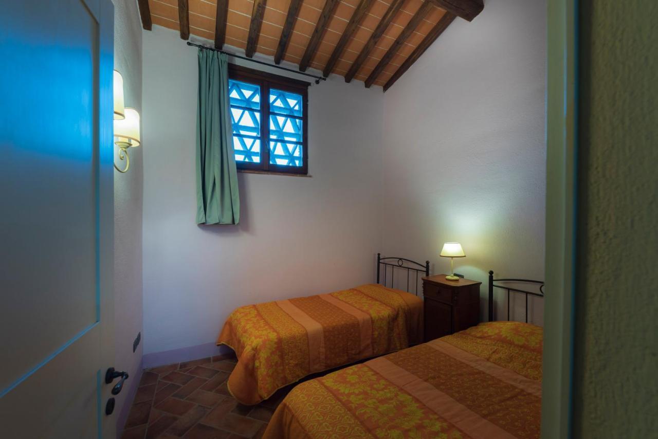 Casa Verniano Pieve a Scuola Esterno foto